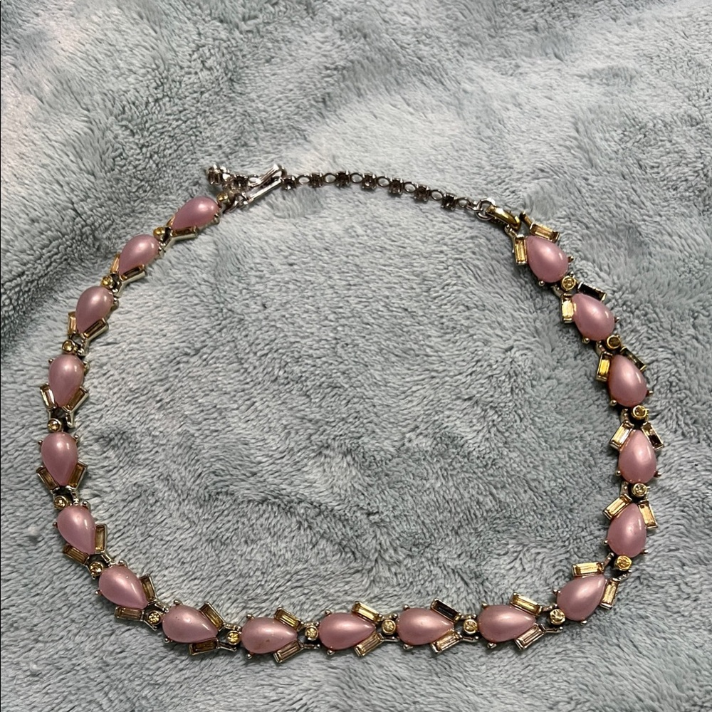 Elegant Pink and Gold Necklace